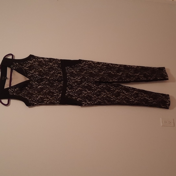 Jumpsuit - Picture 4 of 4